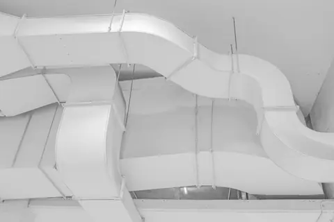 Smooth white duct run