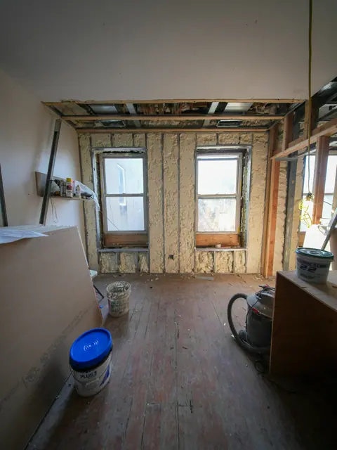 Foam-insulated walls around two windows